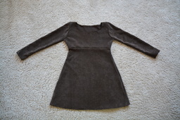 Robe en velours cotelé